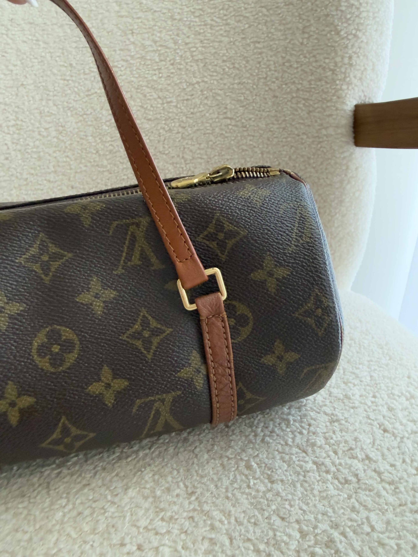 Louis Vuitton Papillon 26