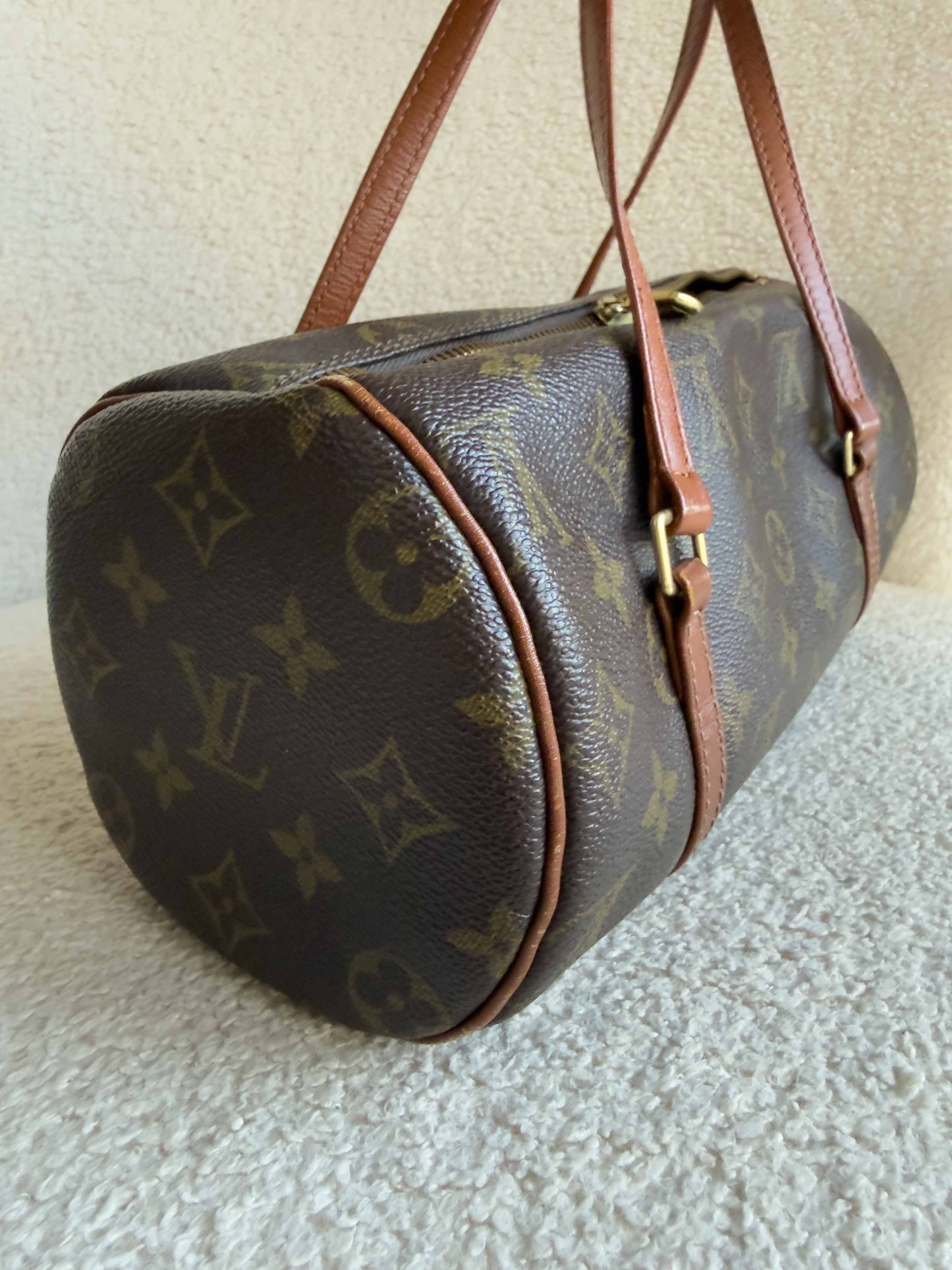 Louis Vuitton Papillon 26
